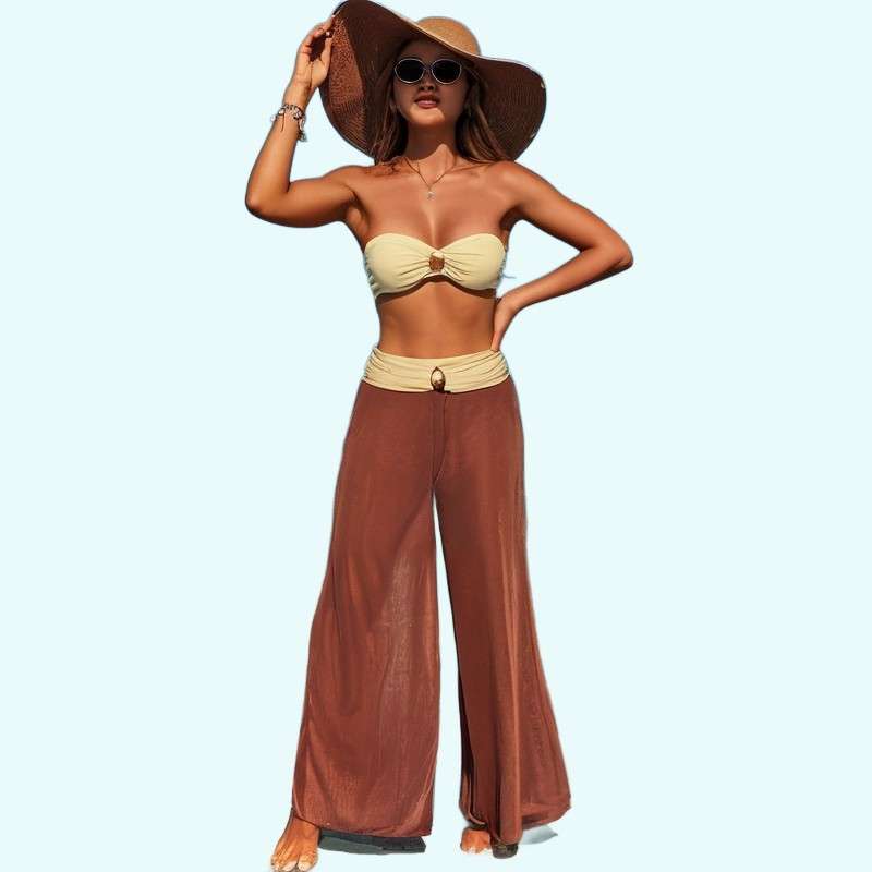 Costume da bagno diviso in tre pezzi