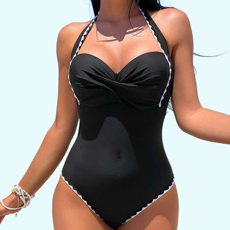 Costume da bagno push-up alla moda